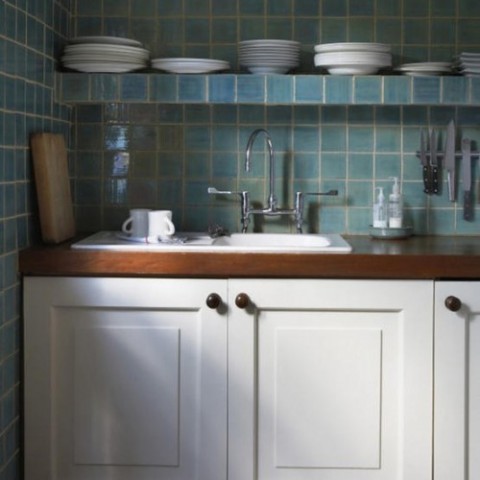 colocar-estanterias-en-rincones-18