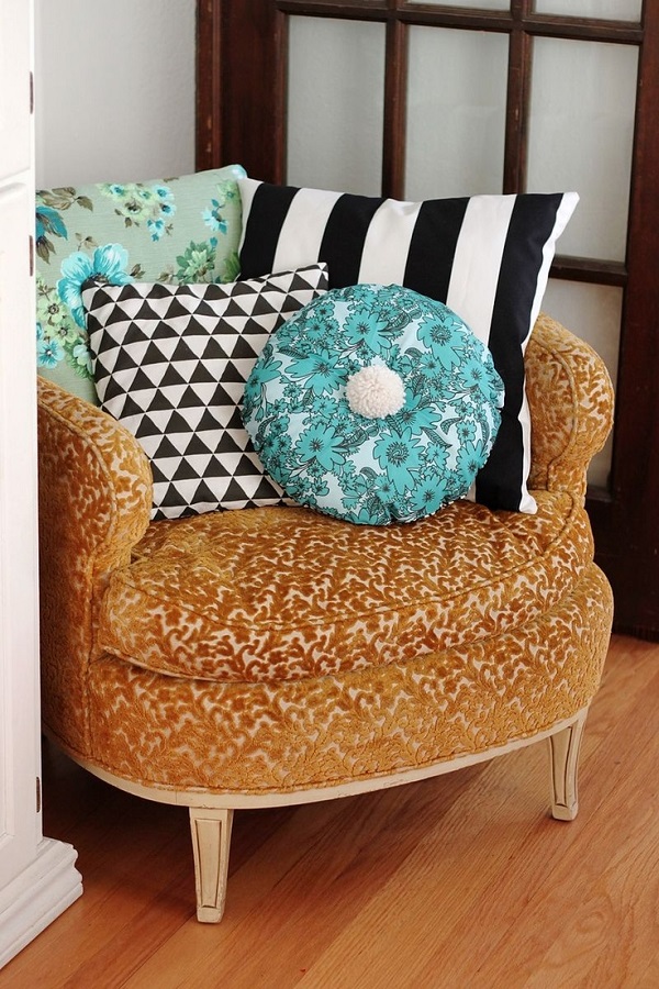 decorar-con-cojines-formas-04