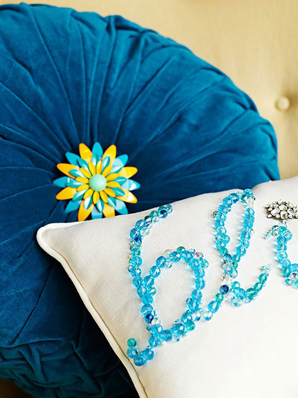 decorar-con-cojines-letras-02