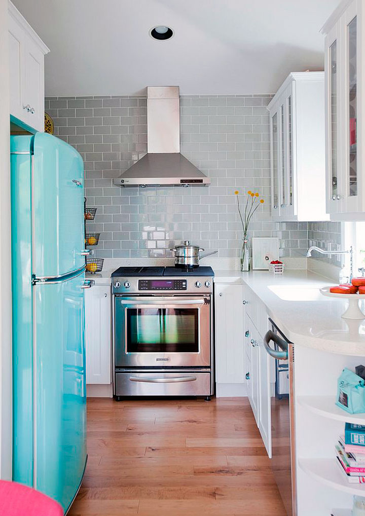 Cocinas eclécticas pequeñas electrodomésticos vintage